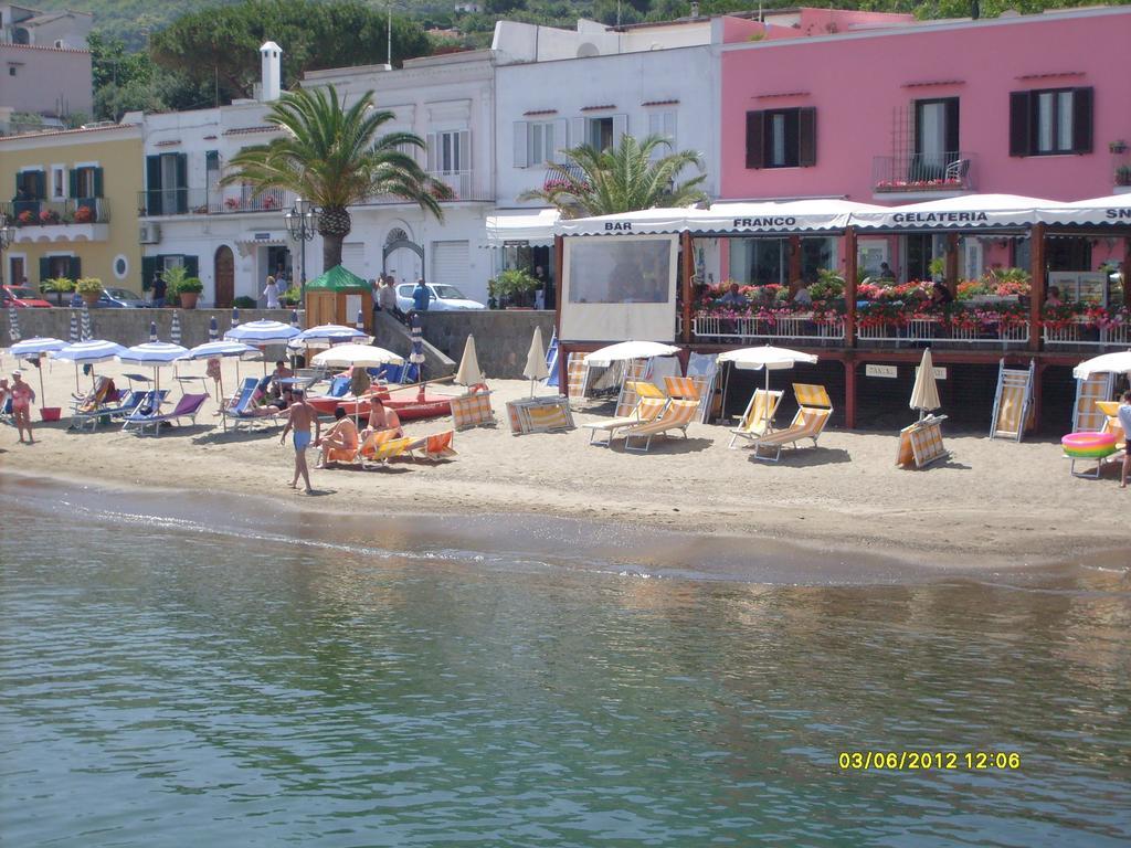 B&B Celestina Ischia Lacco Ameno  Luaran gambar