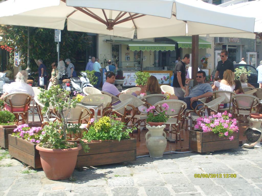 B&B Celestina Ischia Lacco Ameno  Luaran gambar