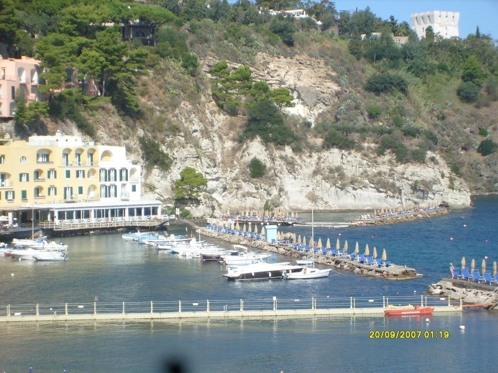B&B Celestina Ischia Lacco Ameno  Luaran gambar